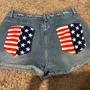 Women’s patriotic size extra large (12/14) shorts
